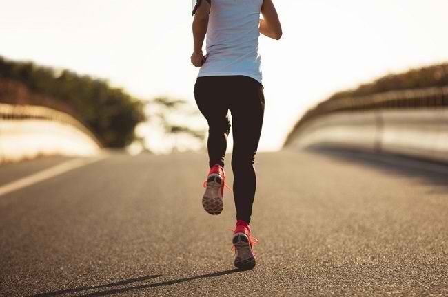 Ingin Menurunkan Berat Badan Cepat? Lakukan Olahraga Pada Jam Berikut Ini