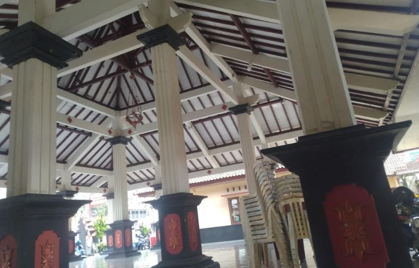 Kejadian Luar Biasa: Ribuan Burung Lawet Serbu Kantor Kecamatan Karangrejo Purbalingga