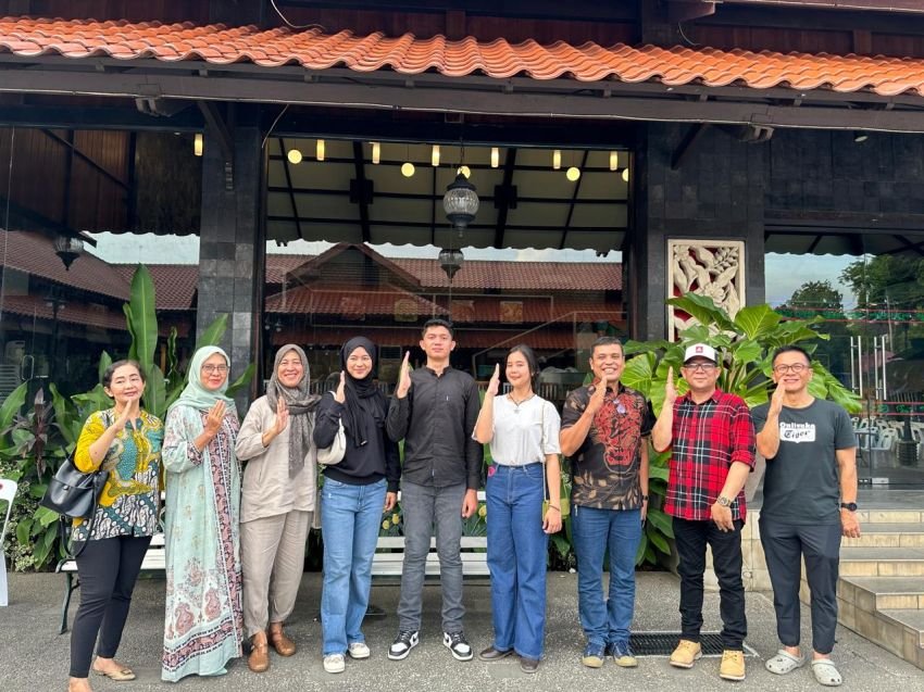 Idul Fitri 1445 H, Tiga Anggota Paskibraka Nasional 2023 Reuni, Berikut Biodatanya