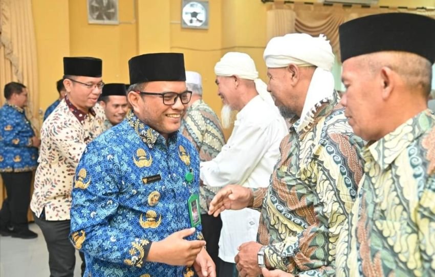 Pj Wali Kota Lantik Dewan Hakim MTQ XXIII Tingkat Kota Padangsidimpuan&nbsp;