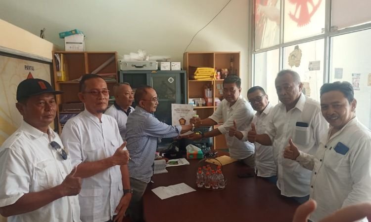 Anom Widiyantoro Ambil Formulir Bupati Pemalang Melalui Partai Gerindra