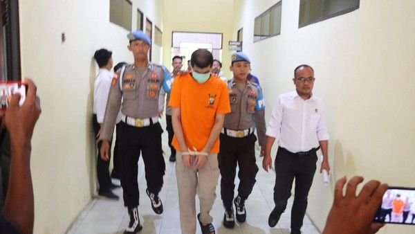 Guru SMP di Natuna Cabuli 5 Siswa Sesama Jenis