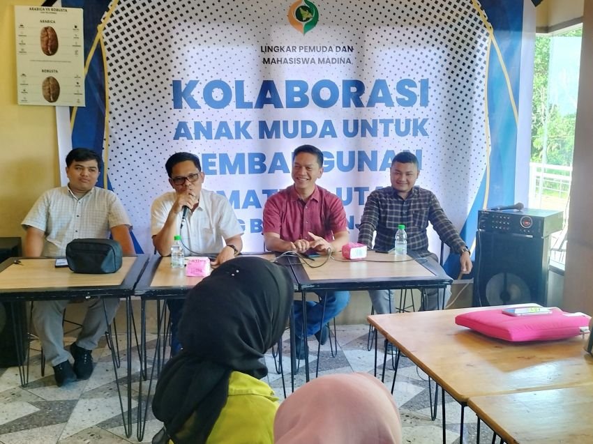Lingkar Pemuda dan Mahasiswa Madina Gelar Diskusi Kolaborasi Anak Muda dalam Pembangunan Sumatera Utara
