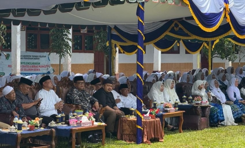Bupati Ajak Masyarakat Tapsel Agar Bersihkan Hartanya Melalui Zakat Mal