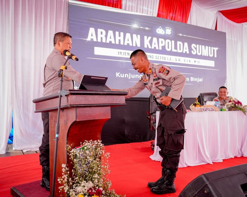 Kapolda Sumut Berangkatkan Umroh Kasat Sabhara Binjai