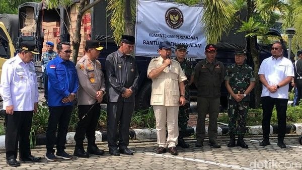Prabowo Sampaikan Belasungkawa untuk Para Korban Banjir Bandang Sumbar