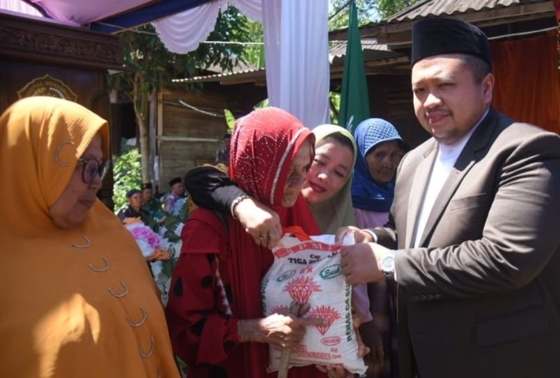 Bupati Tapsel Hadiri Tabligh Akbar dan Peresmian Masjid Taqwa Muhammadiyah Ilyas Nur Sihaborgoan