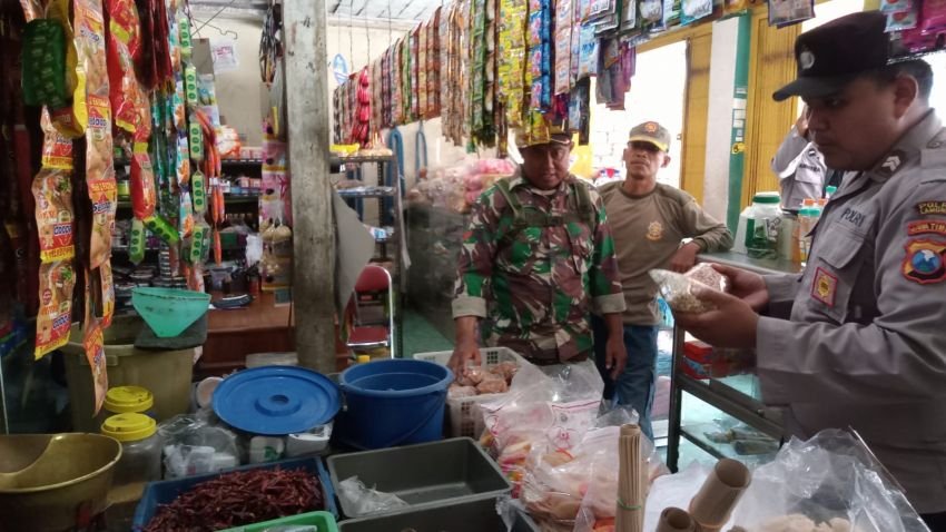 Forkopimda Lamongan Pantau Harga Bahan Pokok di Pasaran