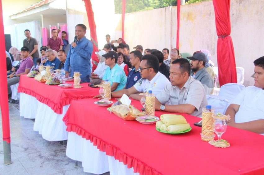 Bupati Darma Wijaya Buka Lomba Renang Dambaan 2024