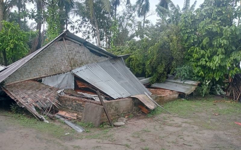 Diterjang Angin Puting Beliung, Rumah Seorang Janda Roboh Rata dengan Tanah