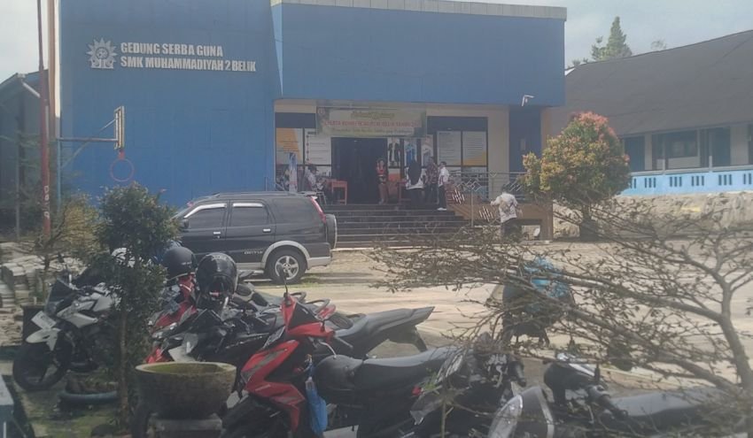 Bupati Pemalang Mansyur Hidayat Menghadiri Konferensi PGRI di SMK Muhammadiyah