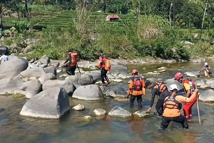 Seorang Pencari Ikan Di Sungai Lumeneng Dilaporkan Hilang
