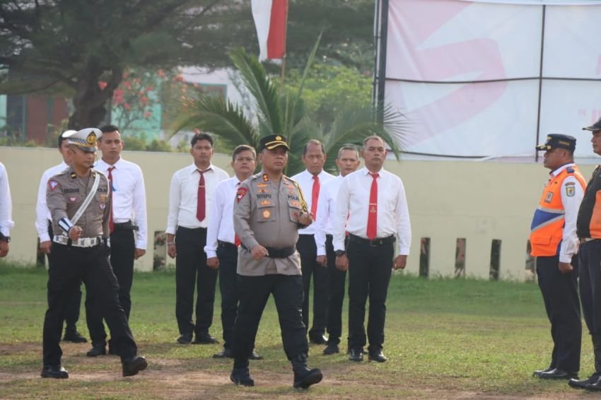 Kapolres Serdang Bedagai Pimpin Apel Gelar Pasukan Ops Patuh Toba 2024