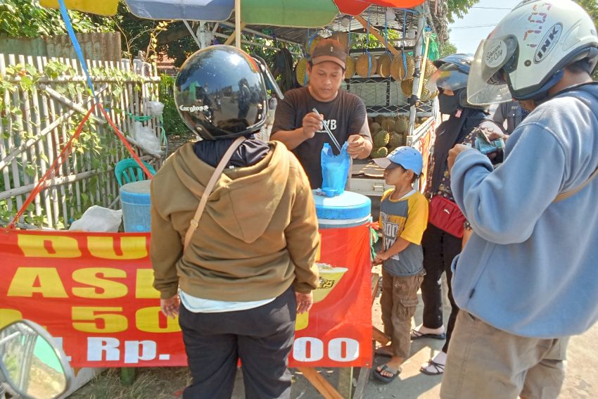 Jangan Remehkan Jualan Es Durian, Sehari Puluhan Juta Bisa Masuk Kantong Pedagang&nbsp;