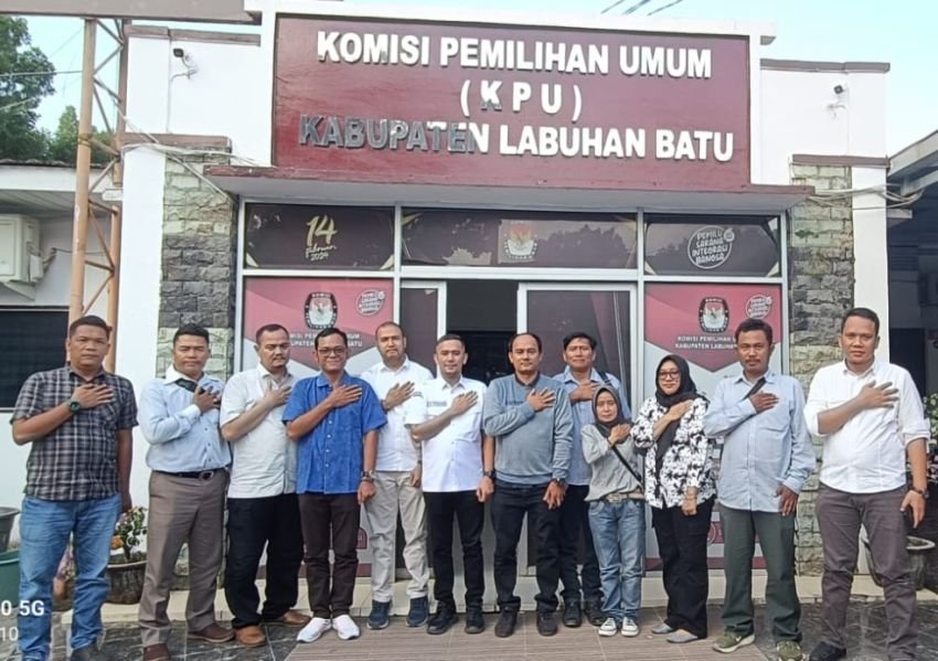 Jelang Pemilukada, SMSI Labuhanbatu Raya Gelar Audiensi Ke KPUD Labuhanbatu