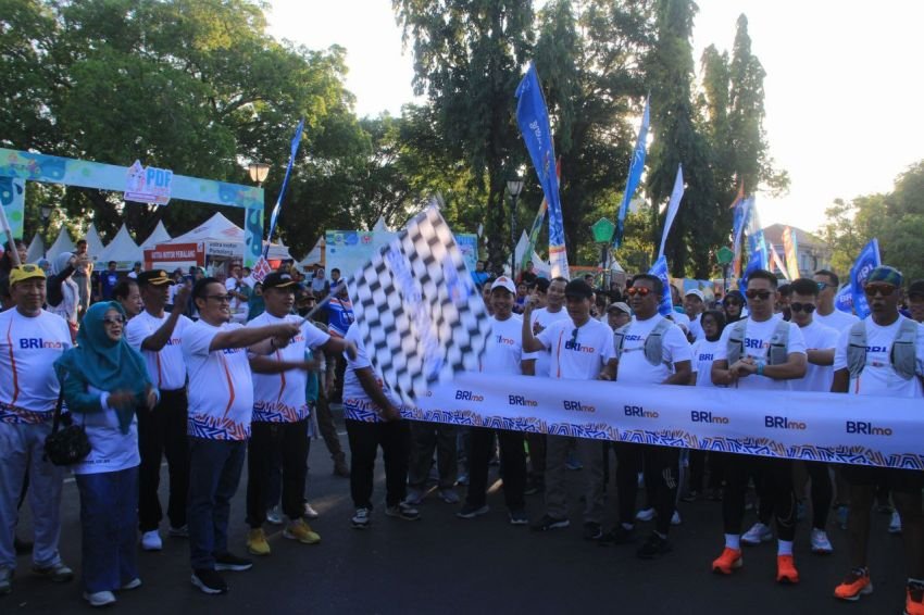 Fun Run BRI BO Ikut Meramaikan Pagelaran PDF Festival 2024 di Pemalang