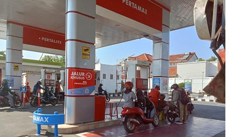 Harga Pertamax Dirasakan Mahal, Banyak Warga Tak Kuat Membeli