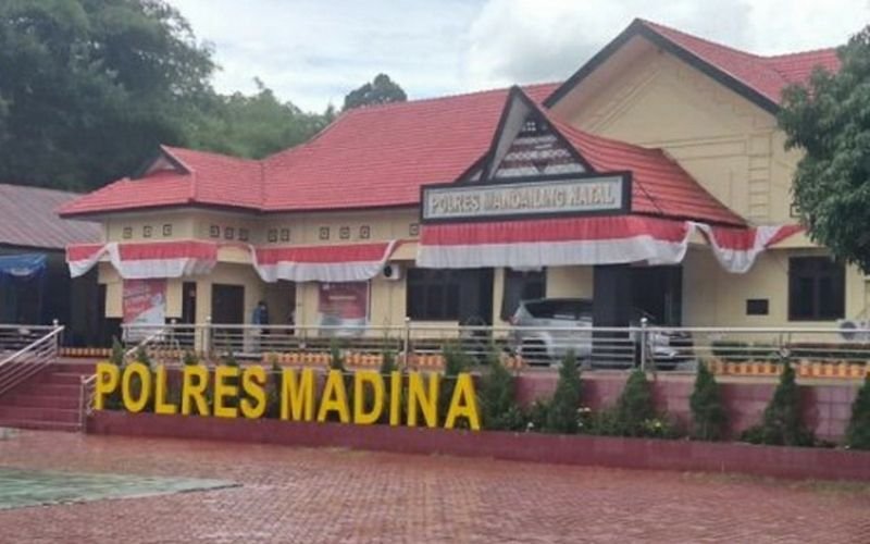 Terkait dr. AK, Asron Nilai Polres Madina Mau Kaburkan Dugaan Pemalsuan