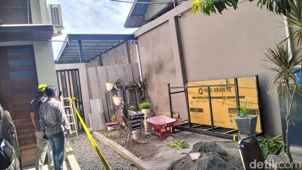 Terjadi Ledakan di Rumah Cagub Aceh Bustami Hamzah