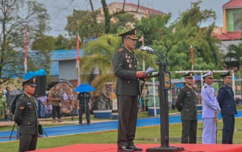 Pj Wali Kota Padangsidimpuan Hadiri Peringatan HUT TNI ke-79