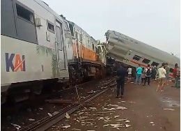 Puan Maharani Soroti Sistem Keamanan Transportasi Usai 2 Kereta Api Tabrakan di Bandung