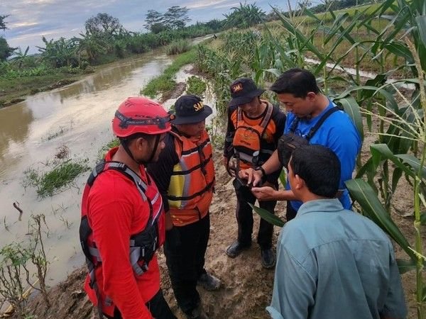 Remaja di Pemalang Ditemukan Tewas Usai Terjun dari Jembatan Kereta