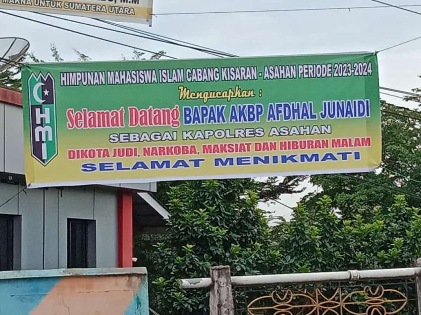 Spanduk Selamat Datang Kota Maksiat, Sambut Kedatangan Kapolres Asahan