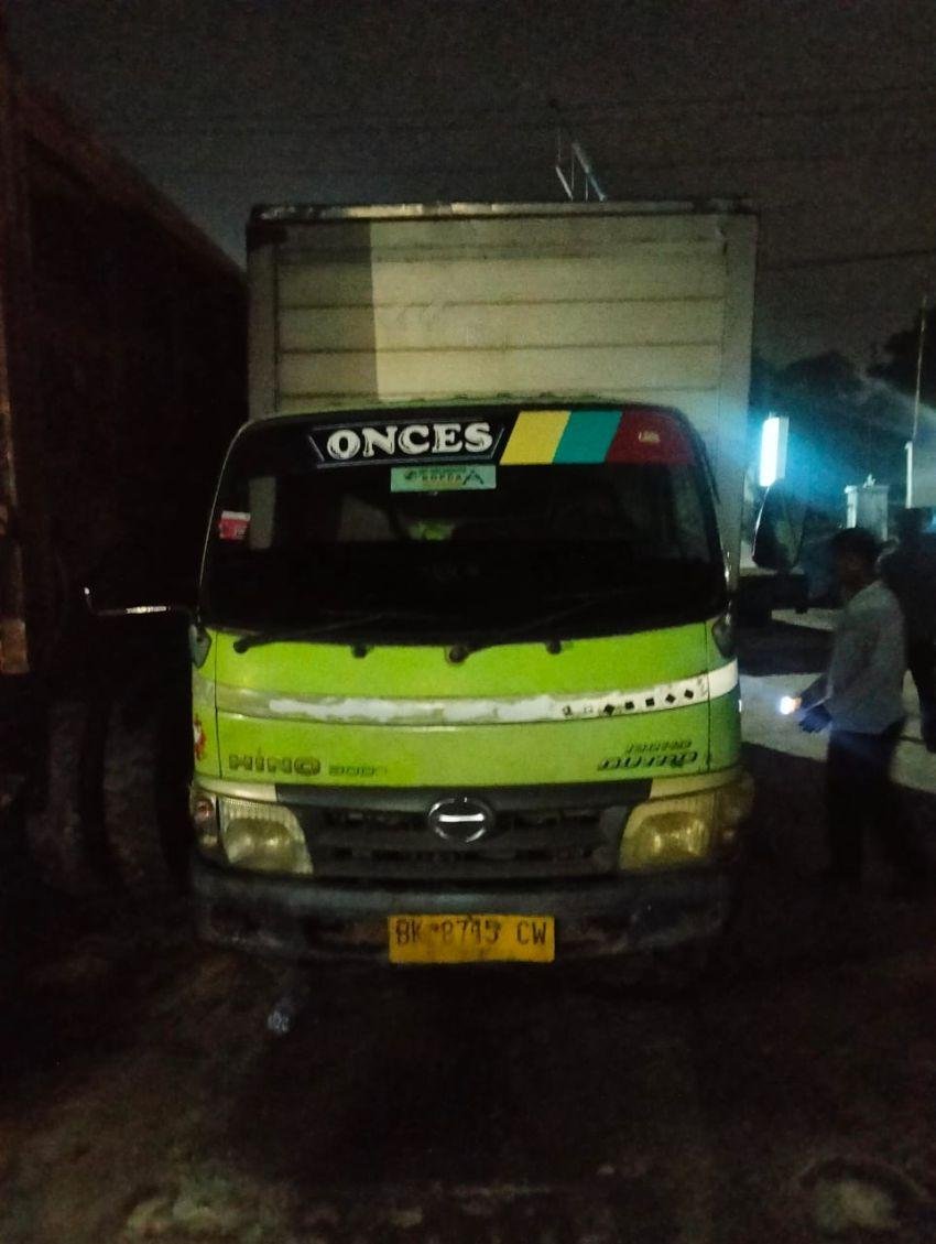 Mobil Box Tabrak Dua Sepeda Motor di Jalinsum Sergai
