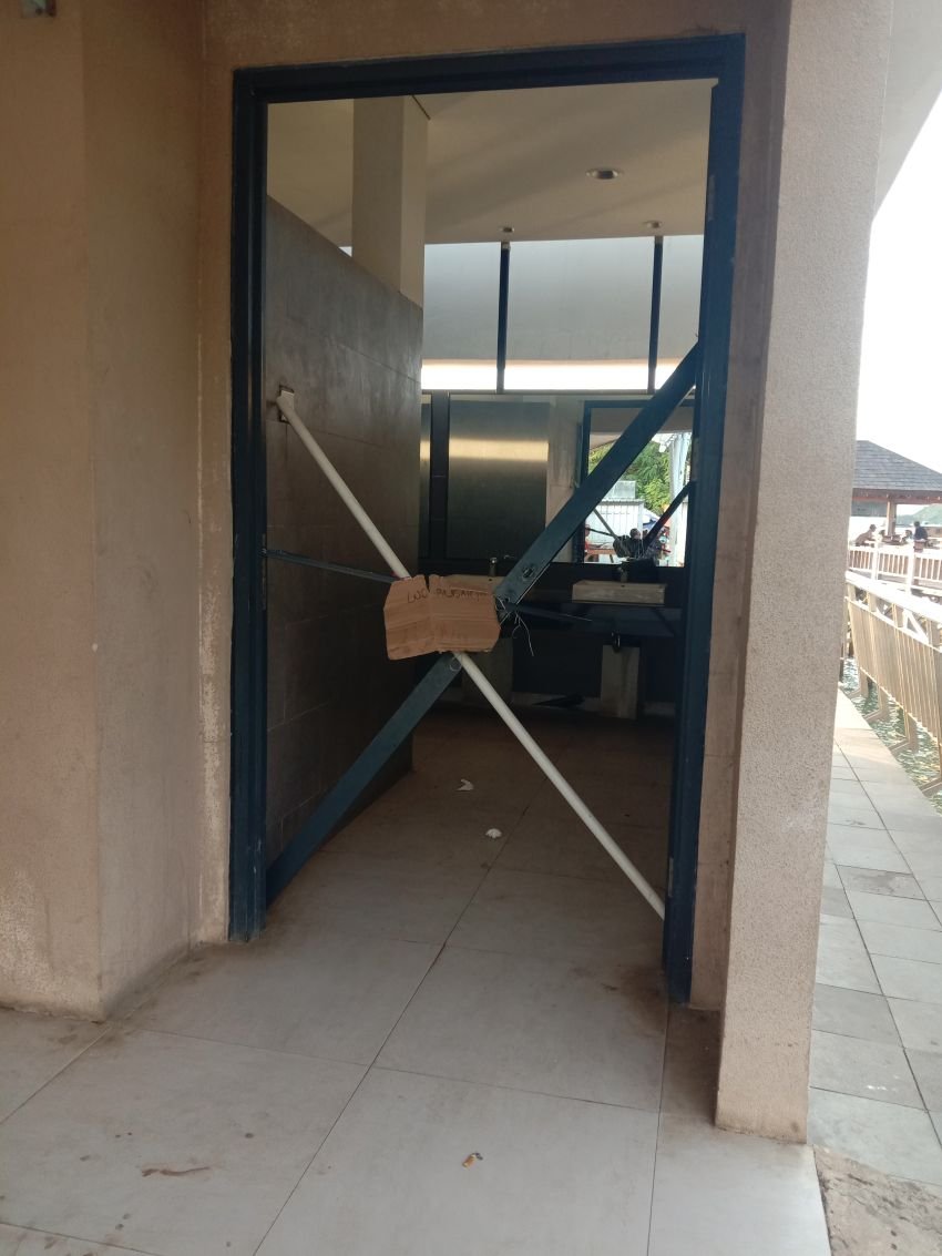 Wagub NTT Tahan Kencing Gara gara Toilet Rusak
