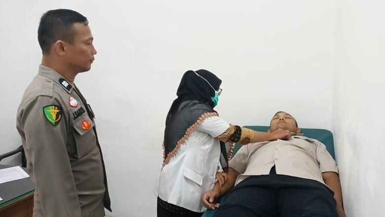 Polres Labuhanbatu Periksa Kesehatan Personel yang Terlibat Ops Patuh Toba 2025
