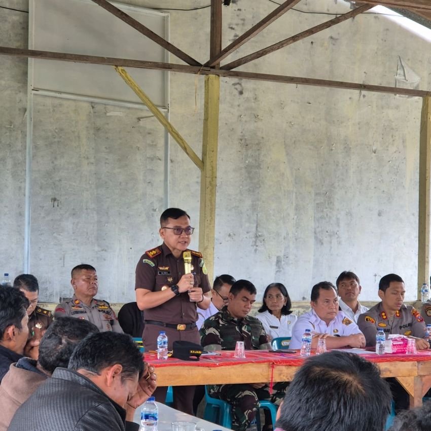 Kejaksaan Negeri Dairi Turut Damaikan Konflik Sosial di Desa Parbuluan VI