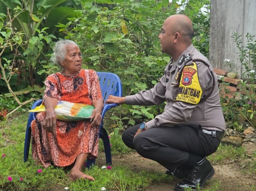 Aiptu Ikhsan Bhabinkamtibmas Kartini Salurkan Bantuan ke Lansia dan Penderita Sakit Menahun