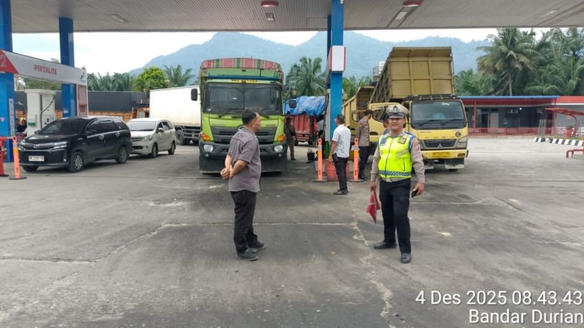 Pasca Bencana Alam di Sumut, Polsek Aek Natas Patroli dan Monitoring Ketersediaan BBM di Labura