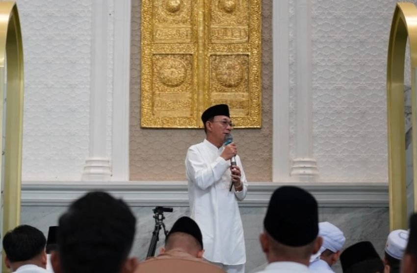 Bupati Tapsel Sholat Idul Fitri 1447 H di Masjid Syahrun Nur Sipirok.