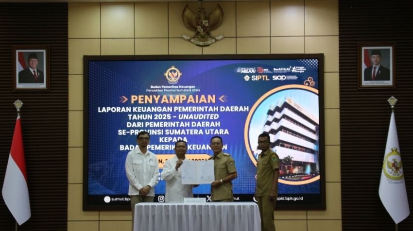 Pemkab Tapsel Serahkan LKPD 2025 ke BPK RI