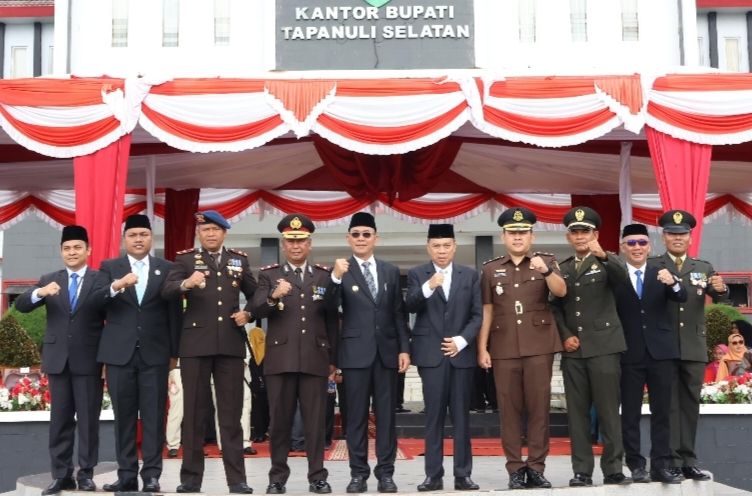 Bupati Tapsel Pimpin Upacara Peringatan Harkitnas Ke-118 Tahun 2026