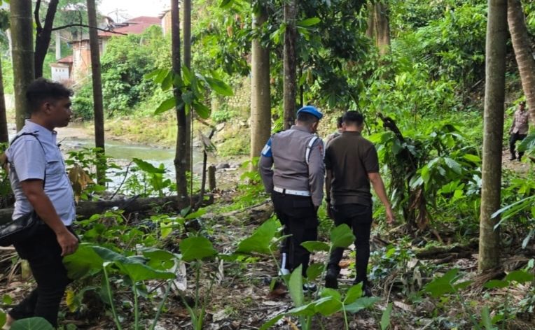 Polsek Padangsidimpuan Hutaimbaru Bersama Warga Gelar Giat GKN