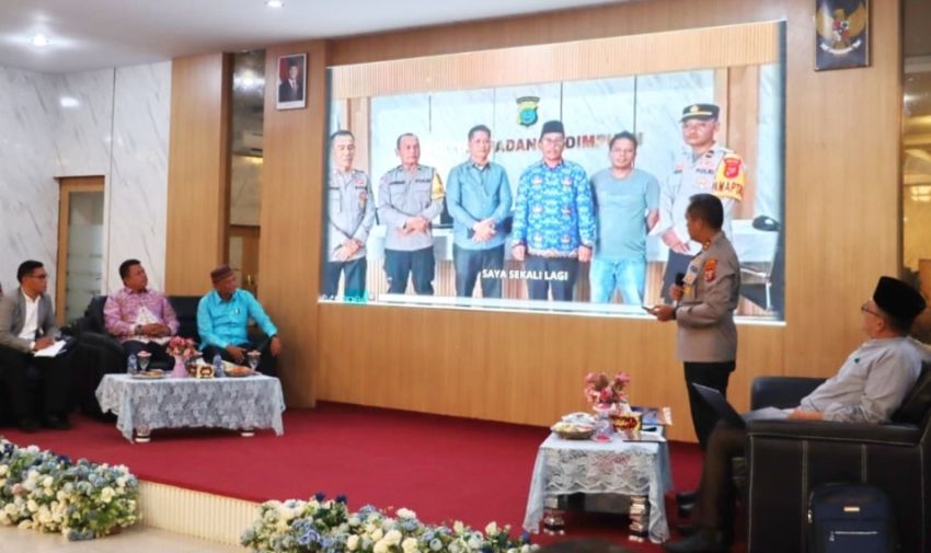 Bedah Buku, Kapolres Padangsidimpuan Dorong Perda Kearifan Lokal untuk Restorative Justice