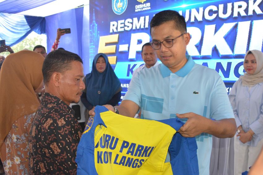 Wali Kota Langsa Luncurkan e-Parkir Berlangganan
