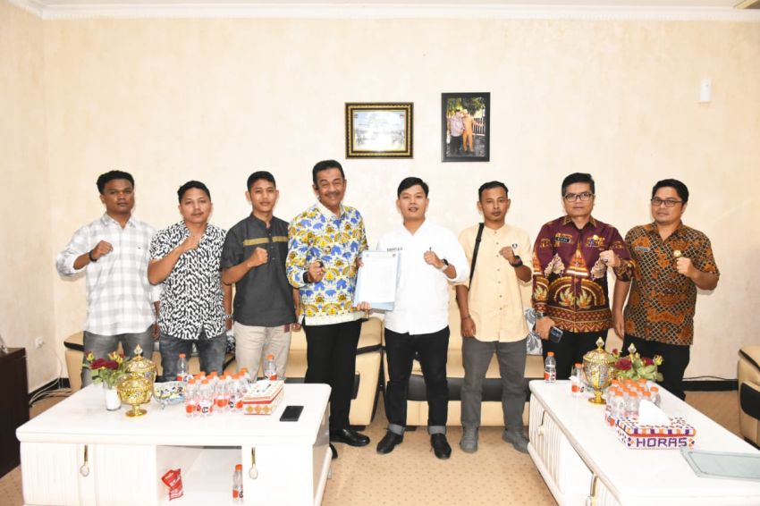Dua Aliansi Mahasiswa Madina Beraudiensi Desak Penutupan PT. Sorikmas Mining