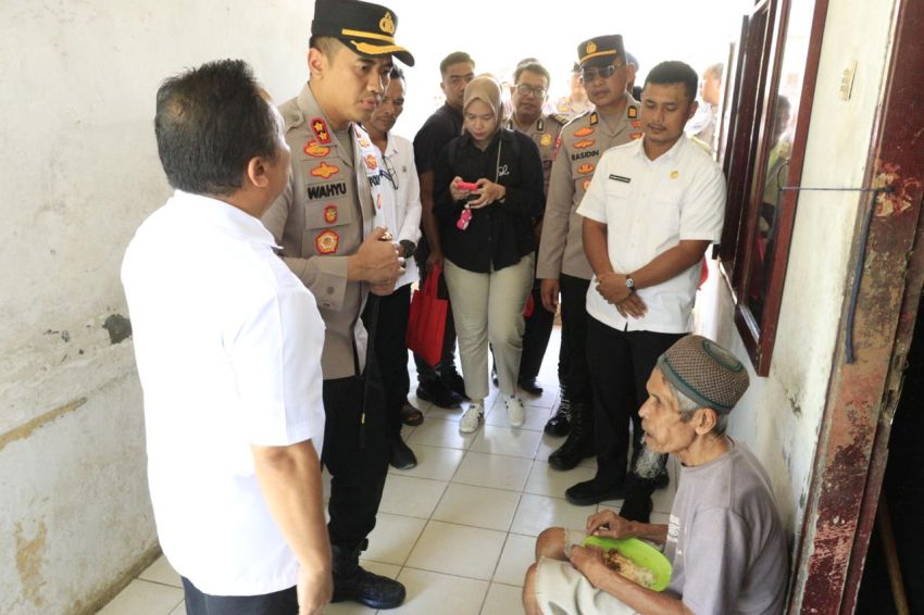Kapolres Labuhanbatu dan PJU Salurkan Bansos ke Panti Asuh Nabila Cahaya