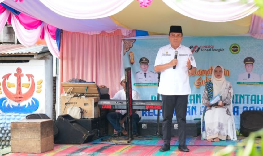 Pada Pengajian Akbar BKMT Angkola Barat, Wabup Tapsel Dorong Masyarakat Aktif Manfaatkan Program Ekonomi
