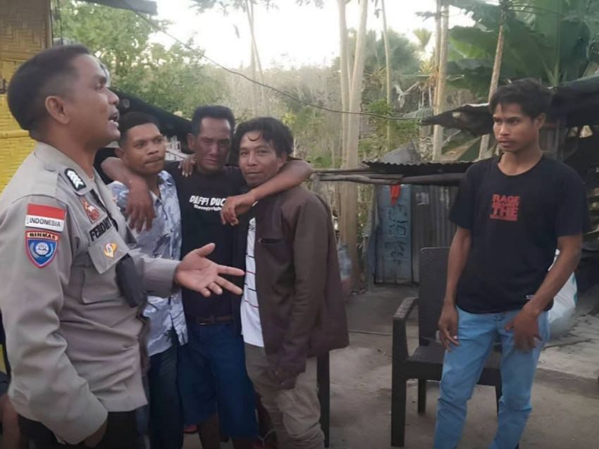 Personel Bhabinkamtibmas Polres Sumba Timur Problem Solving Pengeroyokan di Wangga