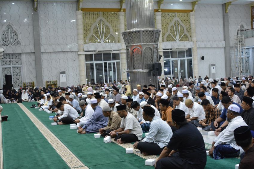 Maulid Akbar di Masjid Agung Langsa, Jeffry Ajak Warga Perkuat Akhlak dan Persaudaraan
