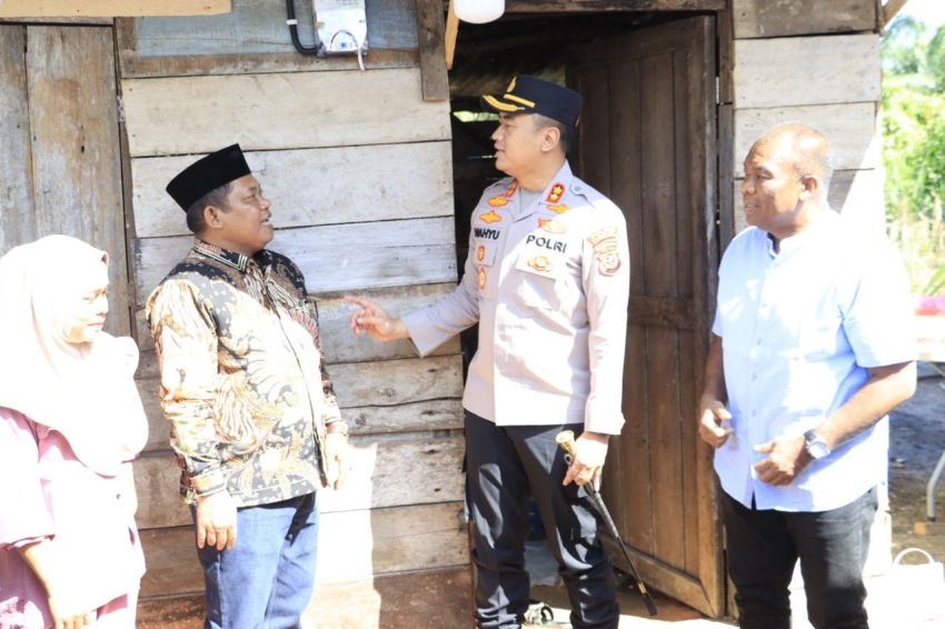 Kapolres Labuhanbatu Inisiator Pemasangan Listrik Gratis LUTD di 7 Rumah Warga Prasejahtera