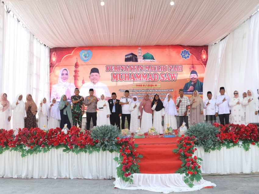 Kapolres Labuhanbatu Hadiri Peringatan Maulid Nabi Muhammad SAW 1448 H Tingkat Kabupaten