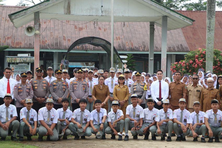 Kapolres Sergai Pimpin Upacara di SMAN 1 Sei Rampah, Pelajar Diingatkan Bahaya Narkoba, Judi Online dan Bullying